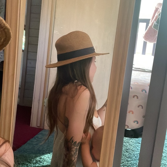 Banana republic straw hat - Picture 2 of 4